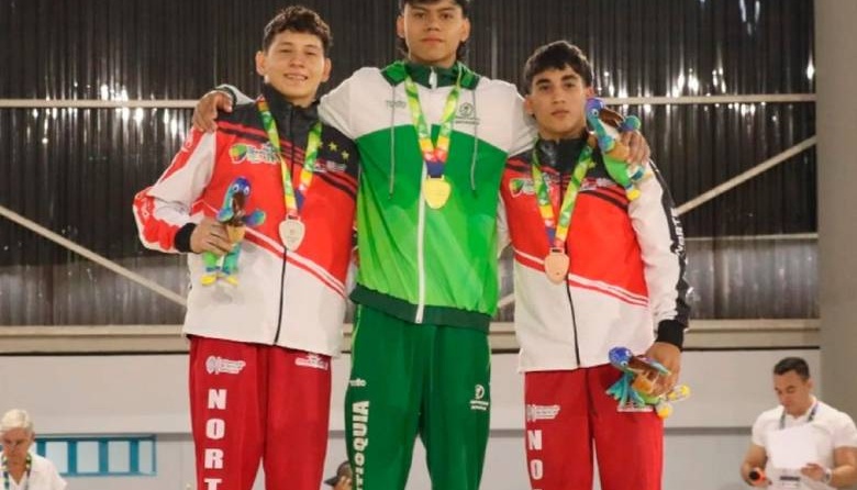 Manuel Antonio López Castro brilla con oro en los Juegos Nacionales Juveniles de Colombia  Volanta: